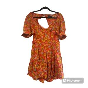 NWOT ASOS Design Cupped Red Floral Open Back Cut Out Tea Mini Dress size 8